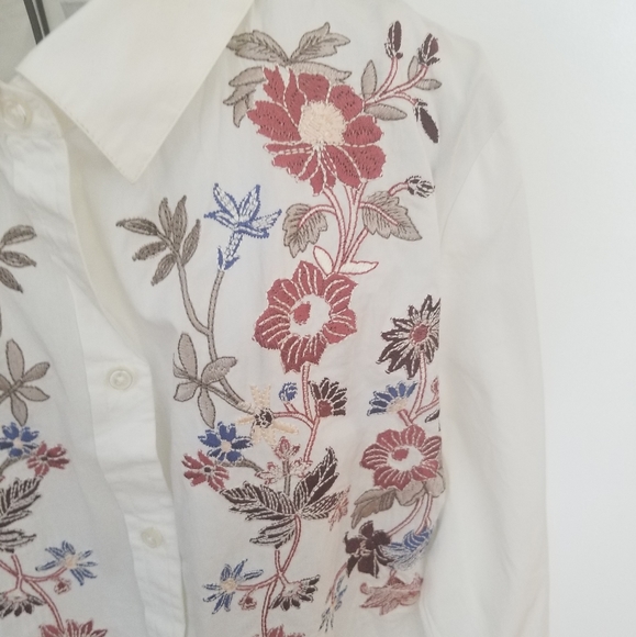 Top - Picture 2 of 4